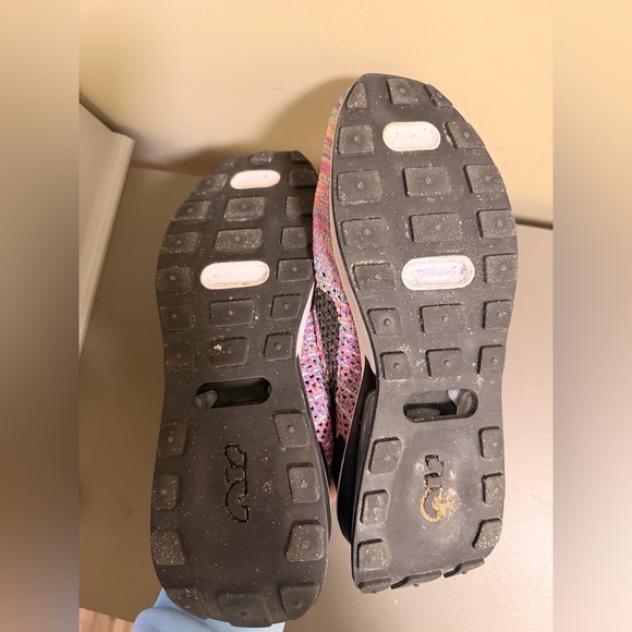 Women’s Nike Air Max FlyKnit Racer Athletic Running Shoes - Picture 6 of 7